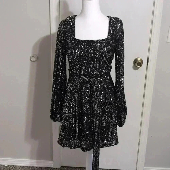 Sequin Black Balloon Sleeve Mini Dress Size Small - Picture 1 of 11